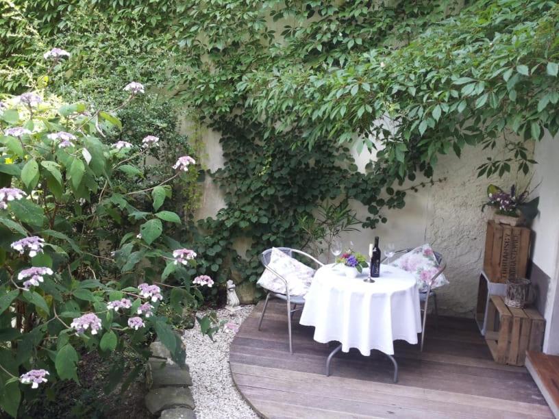 Gaestezimmer Am Huestert Adenau Exterior photo