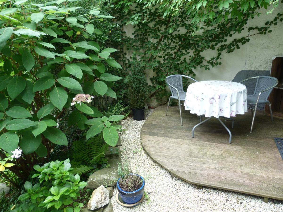 Gaestezimmer Am Huestert Adenau Exterior photo